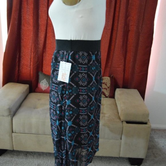 Lularoe Lola Chiffon Skirt .. XS Black with Southwestern Design - NW - Picture 2 of 5